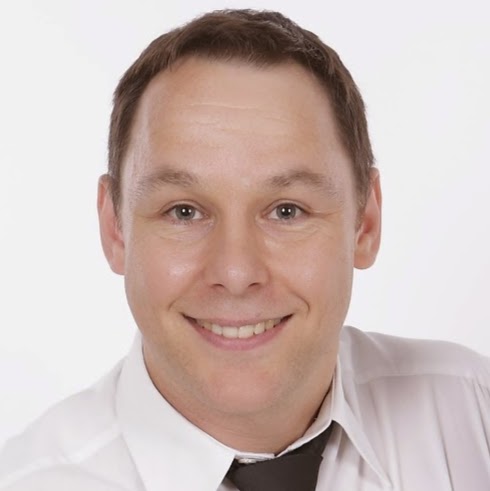 Hypnoseausbildung Augsburg Hypnosetrainer Markus Schuh Hypnotiseur und Trainer Markus Schuh_Hypnose-lernen-Augsburg-Bayern